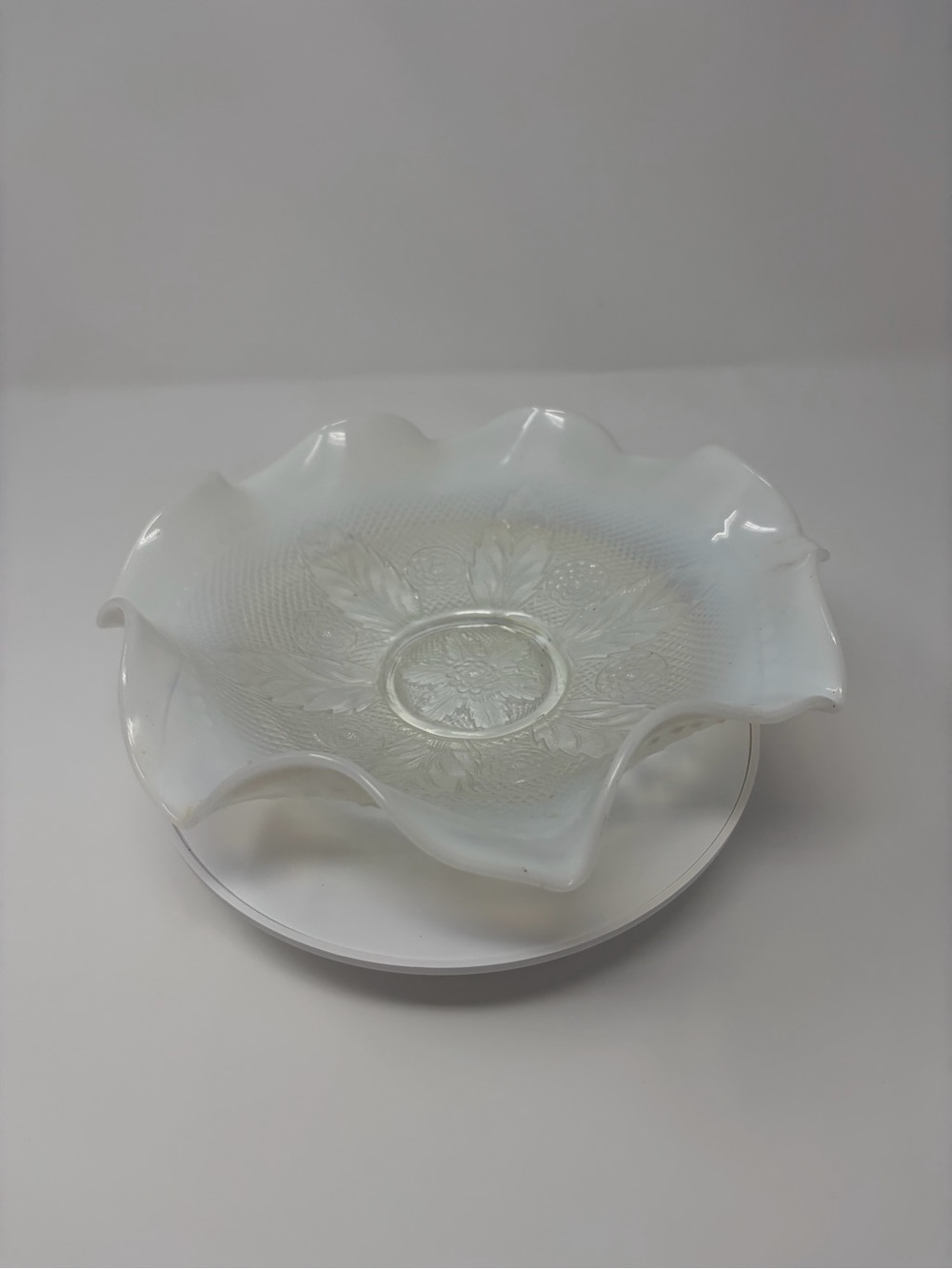Northwood Ruffles & Rings White Opalescent Glass Ruffled Footed Bowl